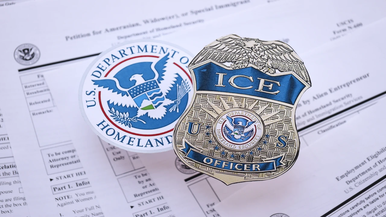 Denver’da 3 Şirkete Belgesiz İşçi Cezası: ICE’den 8 Milyon Doların Üzerinde Yaptırım!