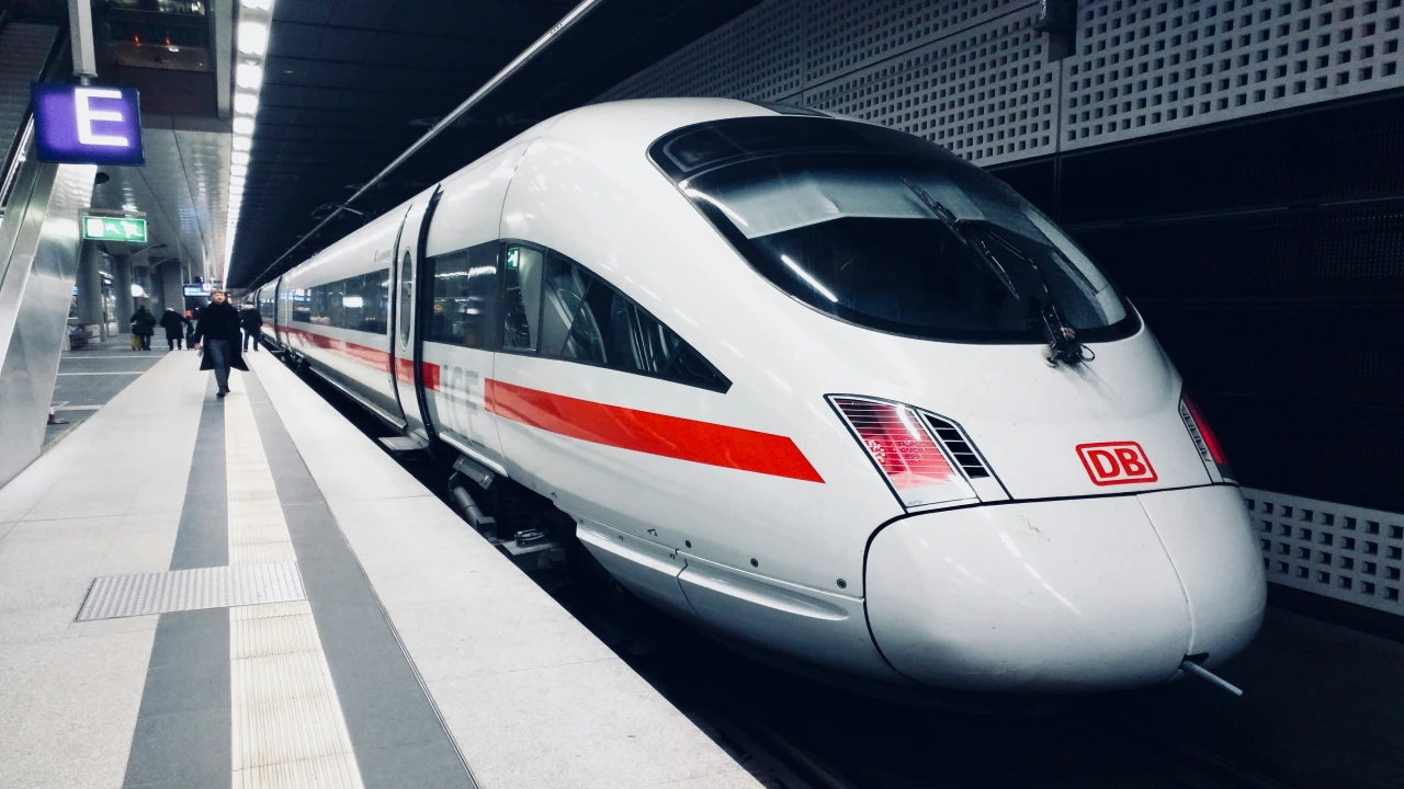 ABD’ye 72 Saatlik Kıtalararası Tren Önerisi