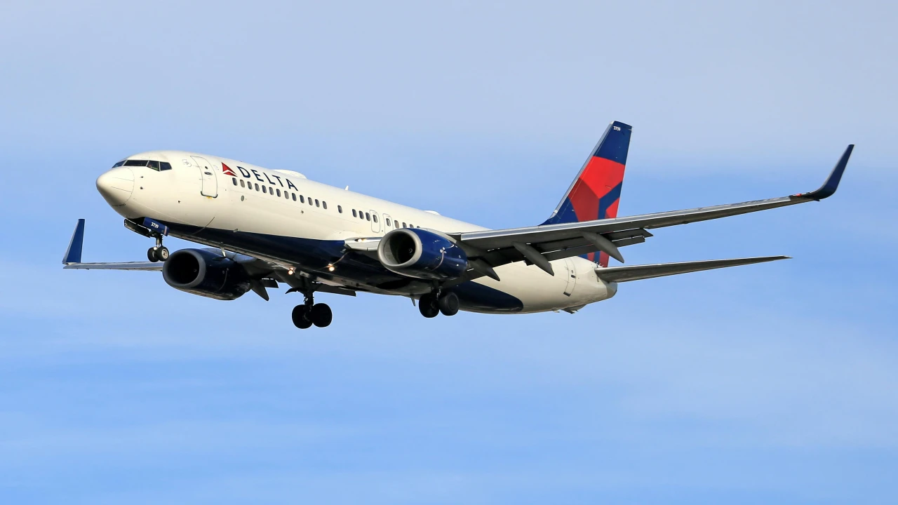 Delta Havayolları Uçağı Motor Yangını Nedeniyle LAX’e Acil İniş Yaptı