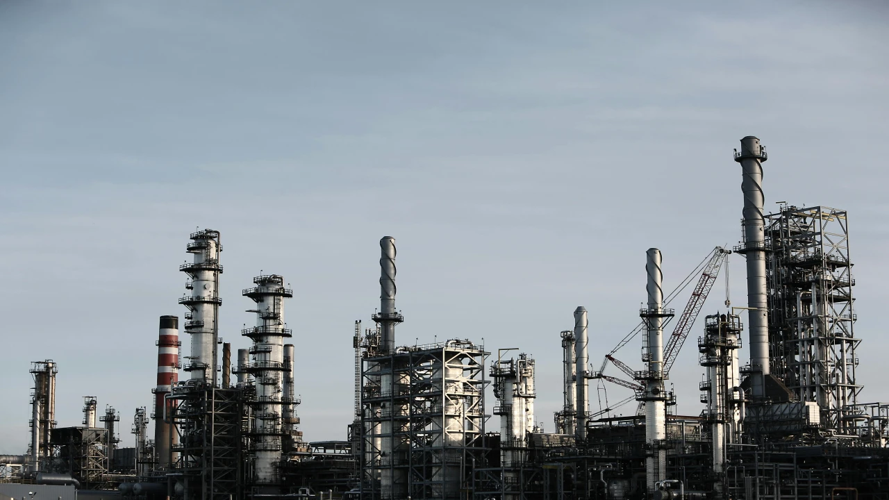 ABD’nin Petrol Stokları Azaldı, Üretim Arttı