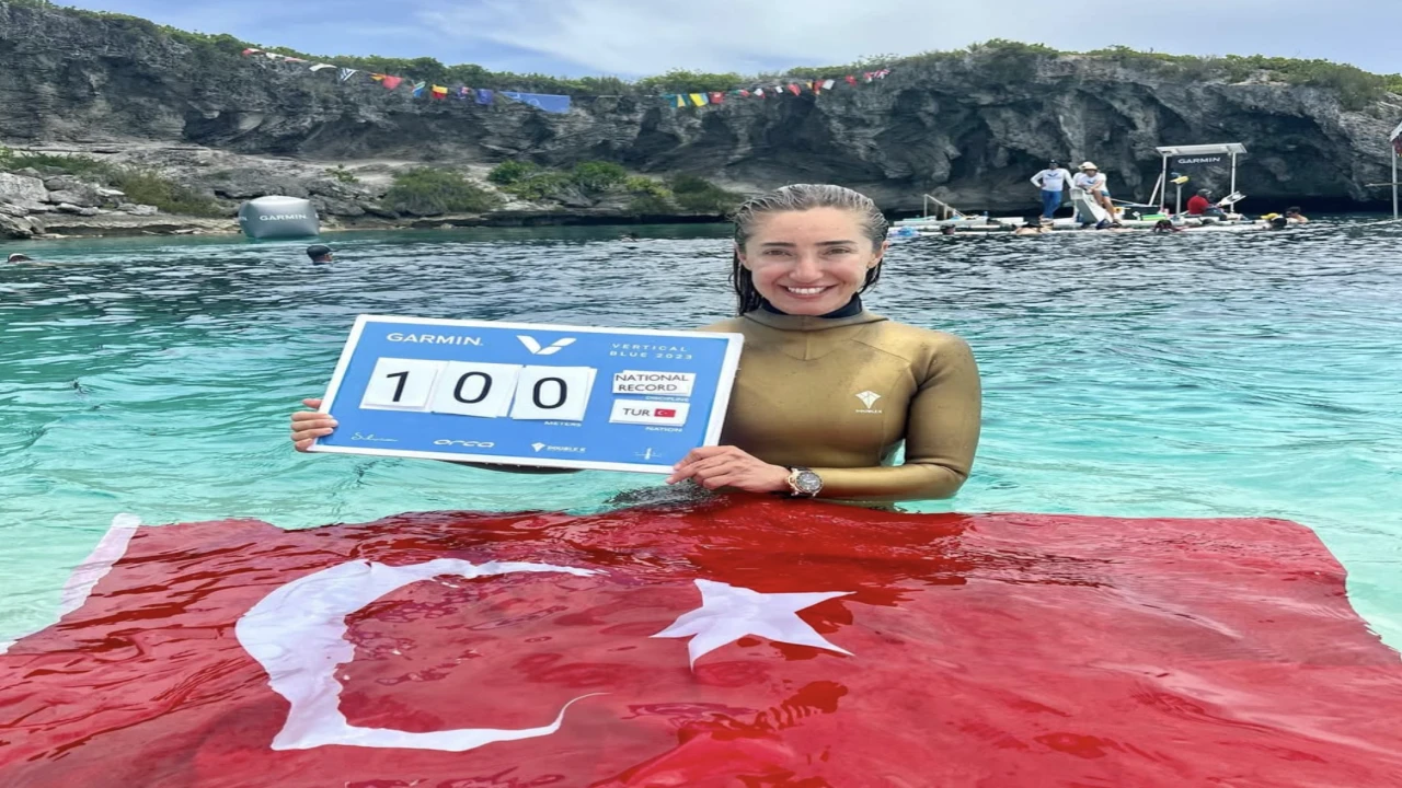 Milli Dalgıç Şahika Ercümen, Yeni Dünya Rekoru İçin Dalışa Hazırlanıyor ???