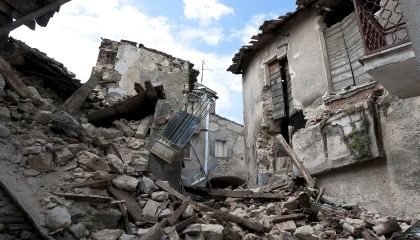 Endonezya'da 6 Büyüklüğünde Deprem!