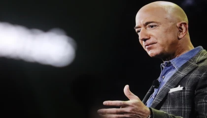 Jeff Bezos’un Venedik Düğünü Protestolarla Gündemde