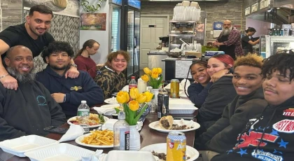 Jersey Kebab, New Jersey Monthly okurları tarafından ’en iyi restoran’ seçildi